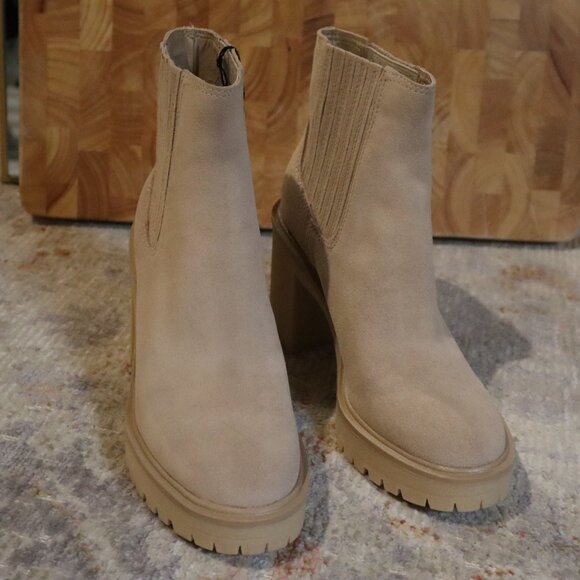 Dolce Vita Cream Block Heel Boots - Picture 2 of 5